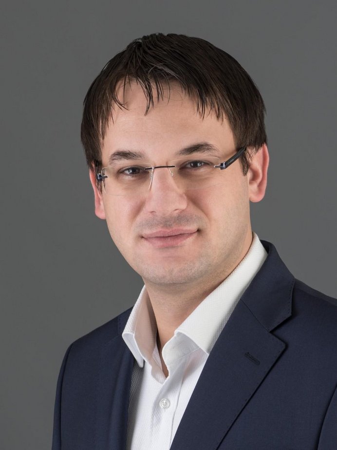 St. Elisabeth Senden - Jeton Iseni, Geschäftsführer Jeton Iseni - Geschäftsführer von St. Elisabeth Pflegezentrum Senden